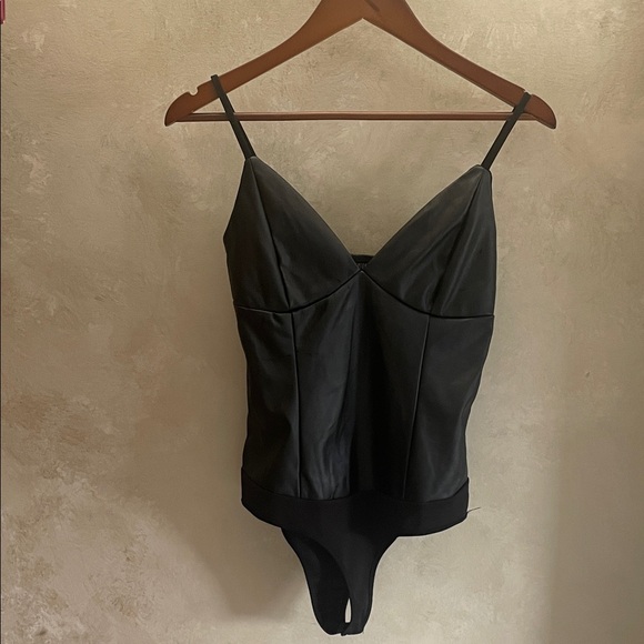 Fashion Nova Black Bodysuit - Picture 1 of 3